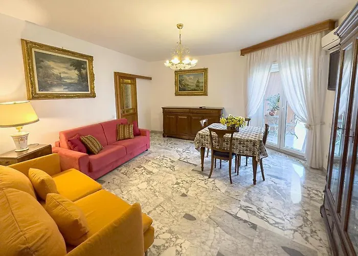 Апартаменты Naveen's House Casa Рим